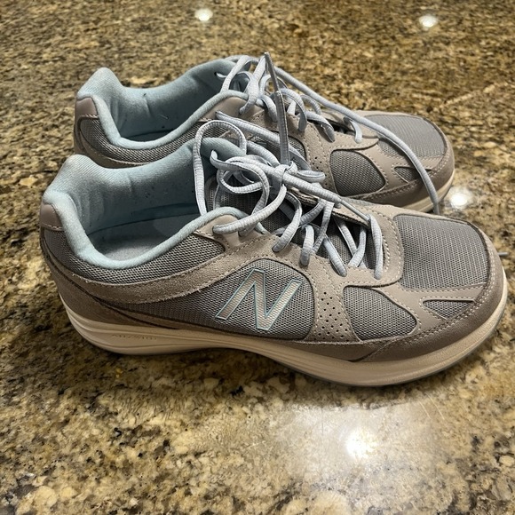 Size 9.5 - New Balance 877 Silver - WW877SB - Picture 2 of 7